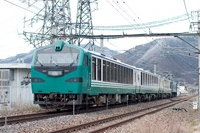 リゾートしらかみ『ブナ』編成 回送 EF64-36牽引 リゾートしらかみ『ブナ』編成 回送 EF64-36牽引