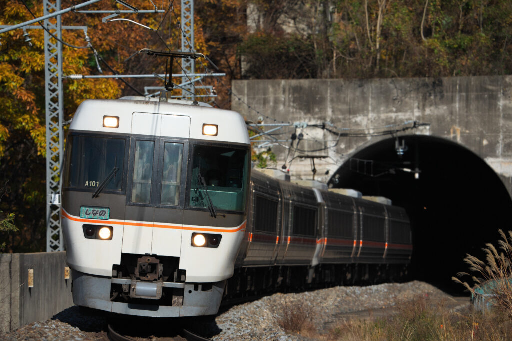 383系 特急しなの14号（J編成）