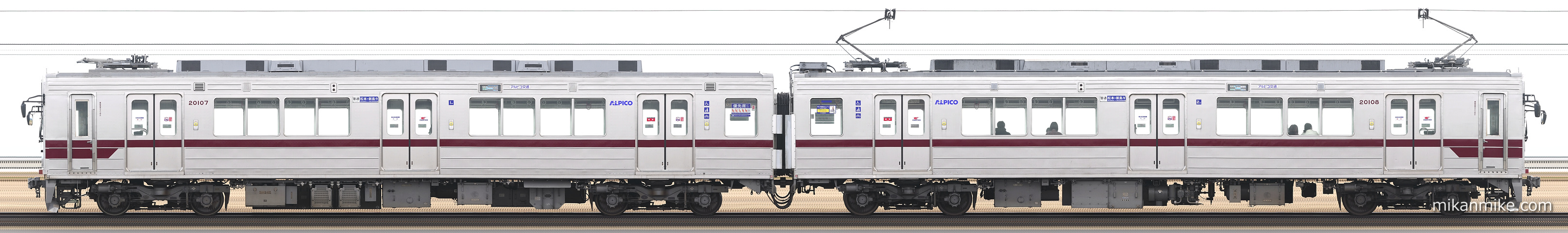 20100形第二編成
クハ20108
モハ20107
