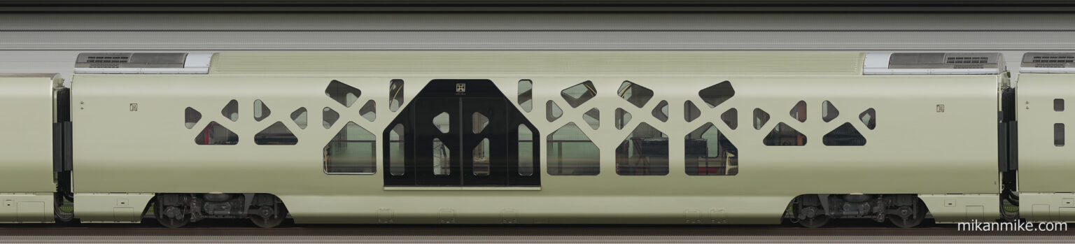 E001-5(5号車)