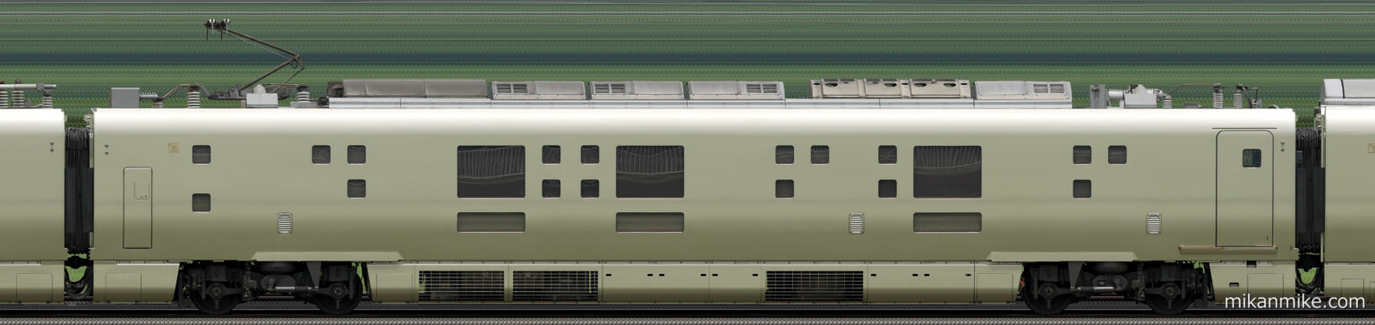 E001形 8号車のサイドビュー