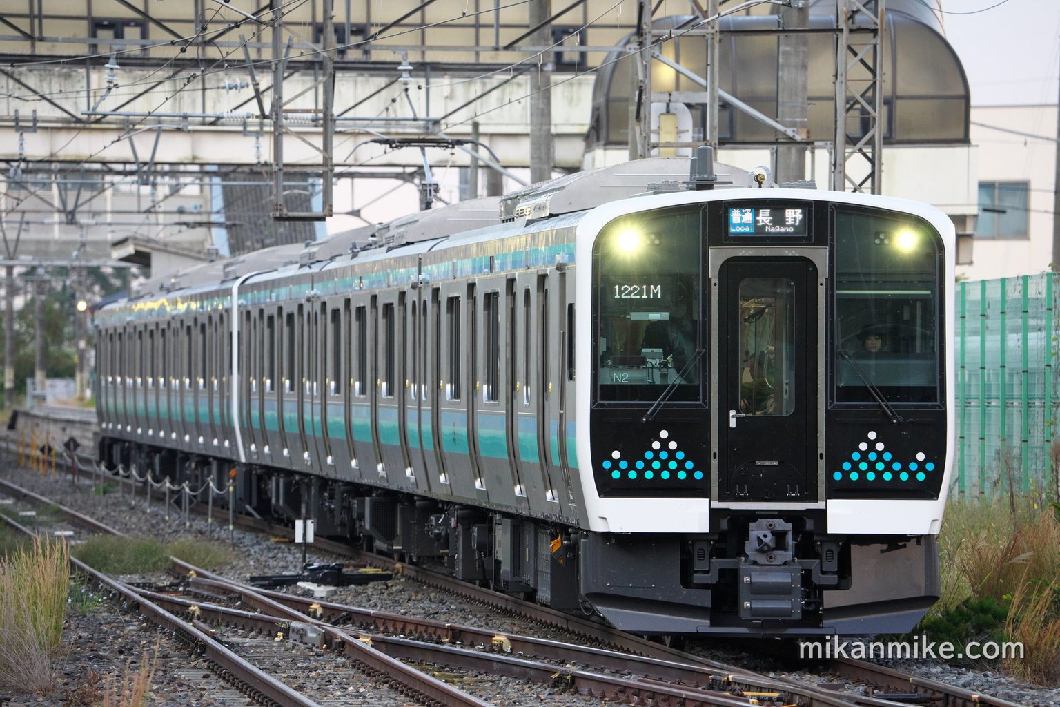 篠ノ井線を走行するE131系200番台